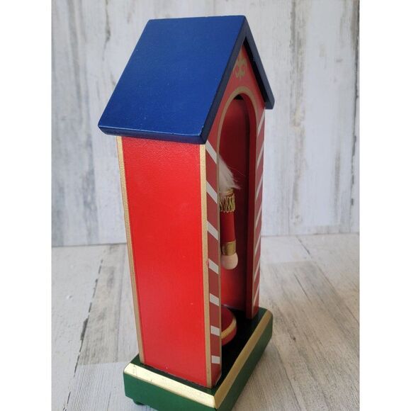 Wooden Nutcracker Prince King wind up musical xmas figure - Picture 9 of 12